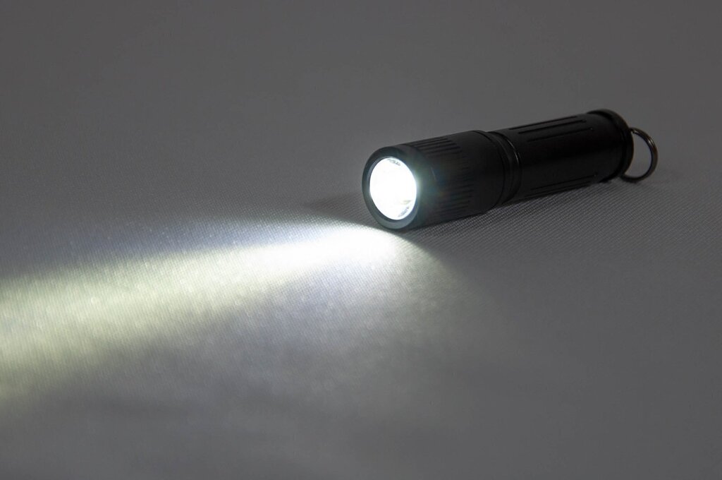 LANTERNA OLIGHT I3E EOS 90 LUMENS - Imagem 2